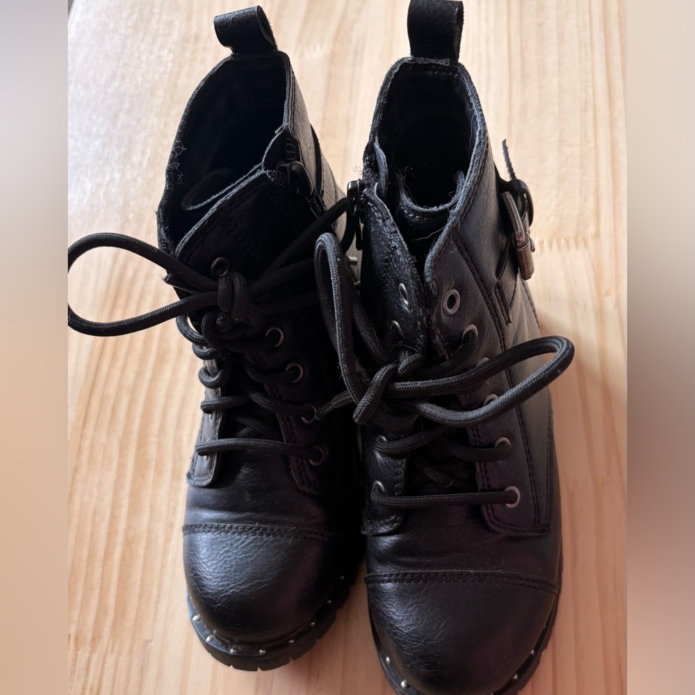 wonder nation Black Lace-Up Kids Ankle Boots with Stud Trim